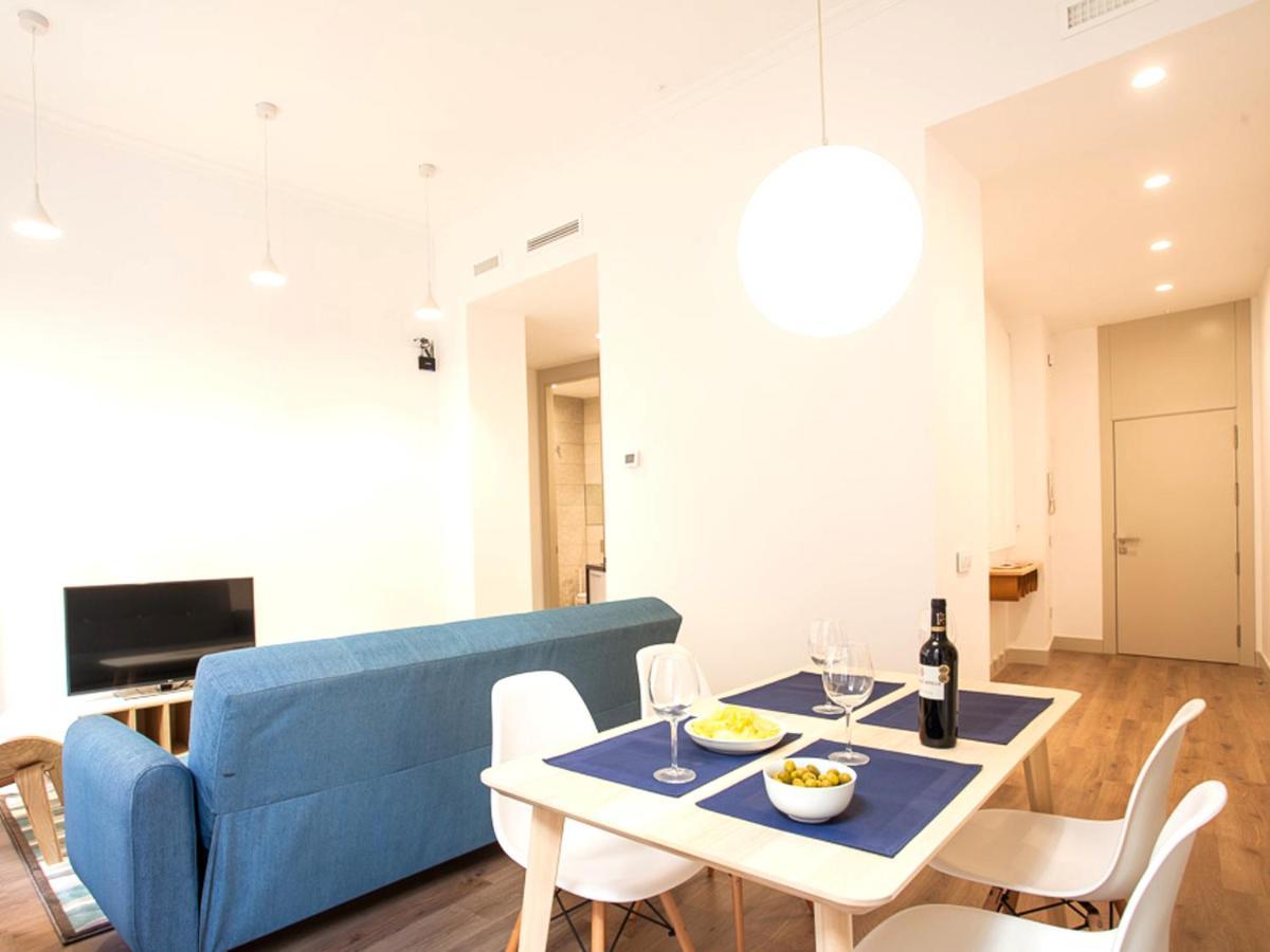 Апартаменты Del Parque Flats Santos Exclusive Малага Экстерьер фото